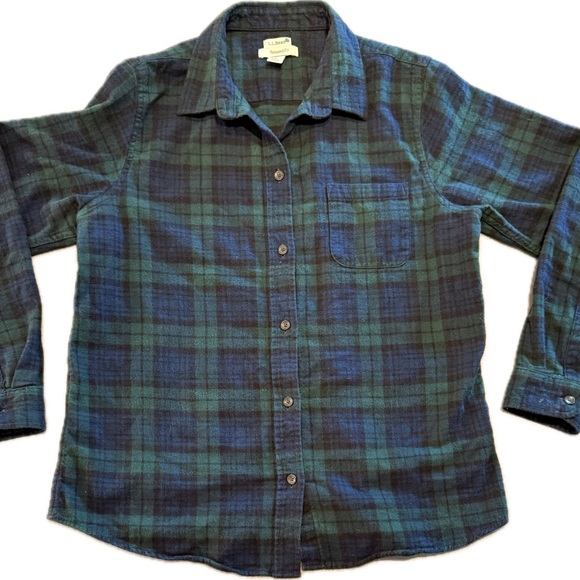 L.L. Bean Tops - L.L. Bean Flannel Button-Down | Women's Medium | Brushed Cotton |